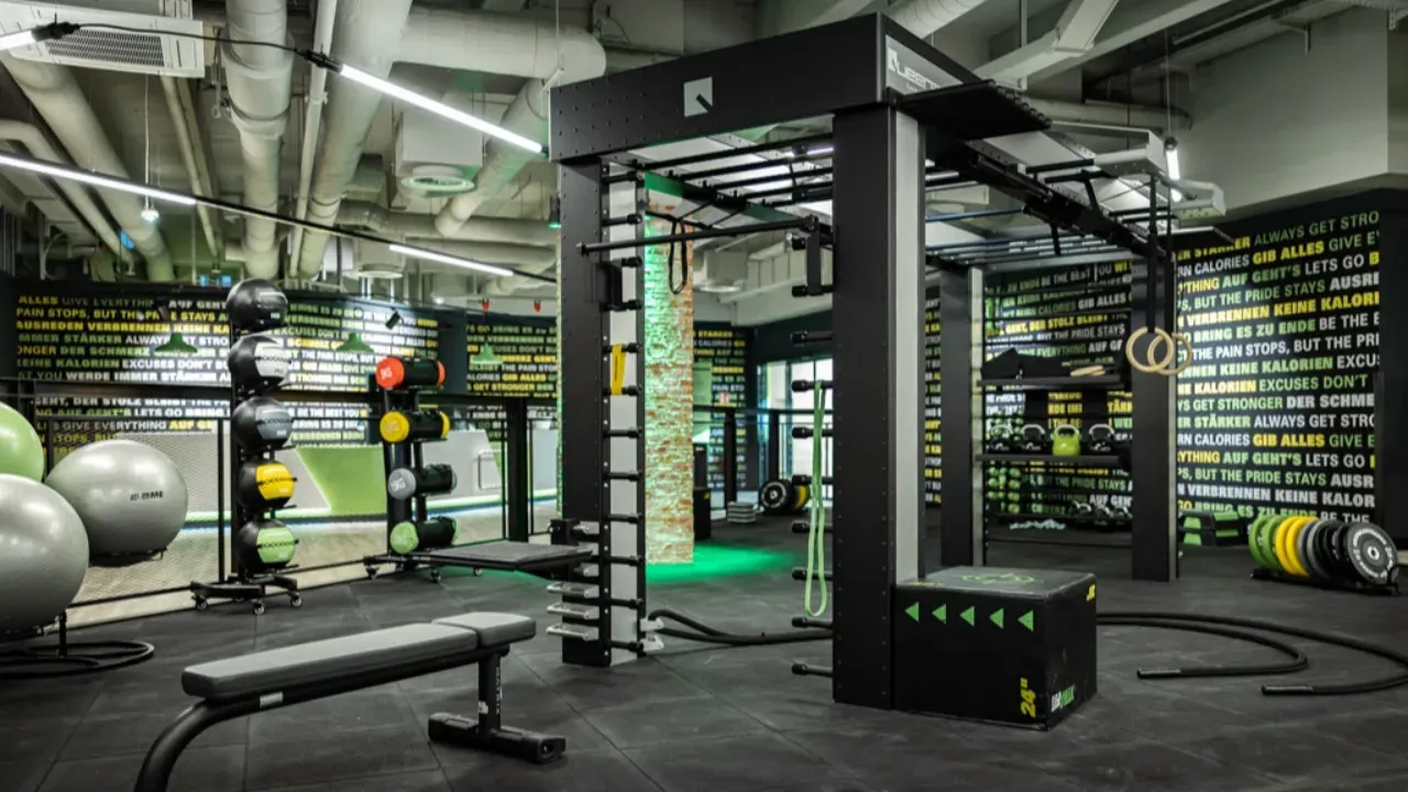 Instalacja Queenax – Hamburg, Niemcy